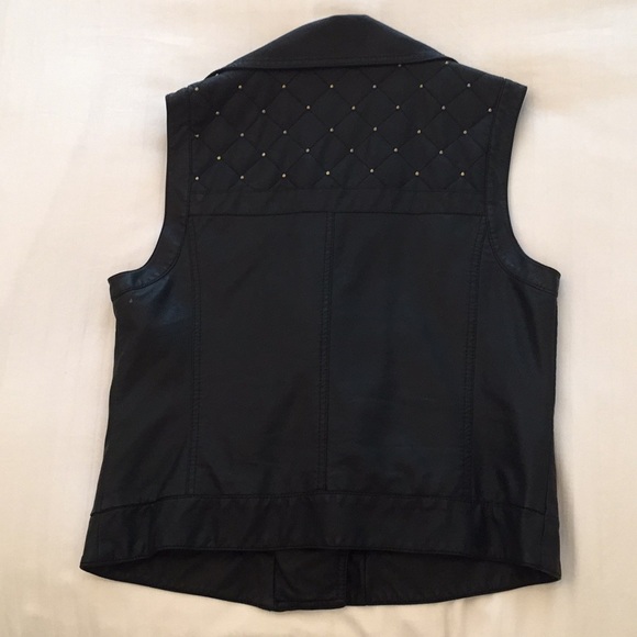 Forever 21 Motorcycle Style Vest w/Gold Detailing - Picture 6 of 8
